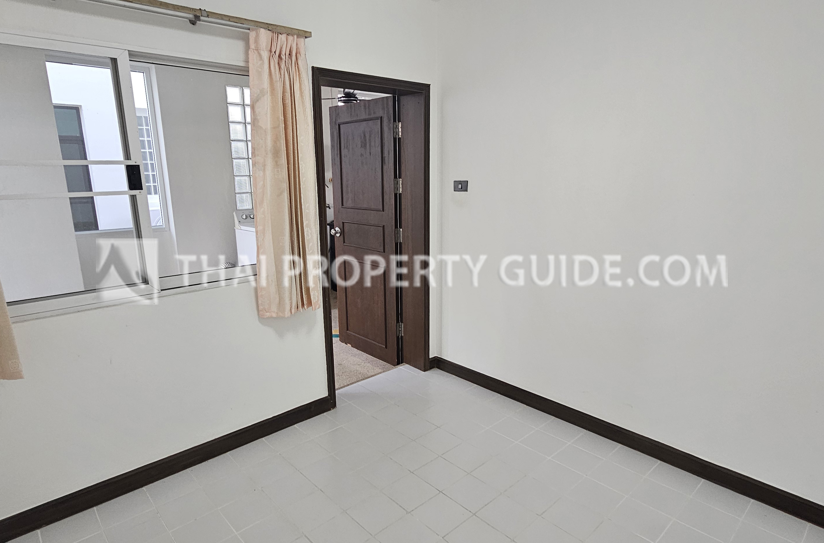 House with Shared Pool in Nichada Thani 